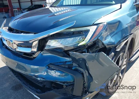 2019 Honda Pilot Touring из США, поврежденный, VIN 5FNYF6H65KB063872